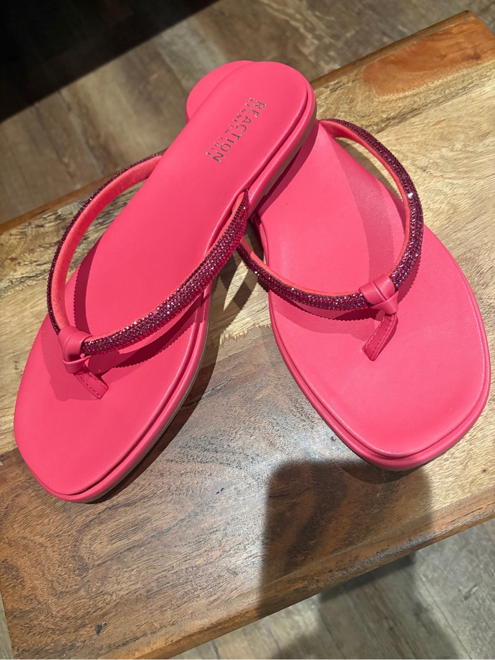 Kenneth Cole Reaction Bright Pink Jeweled Thong Sandals